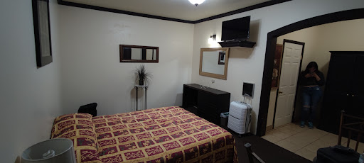 Motel Chavez - Thumbnail