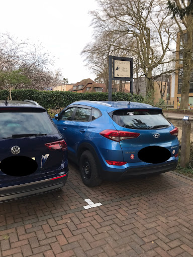 Parkplatz Pickwicks - Thumbnail