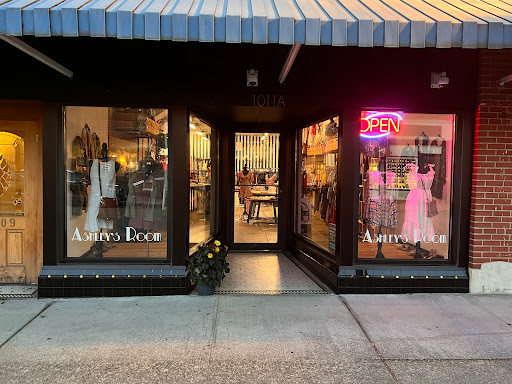 Ashley's Room Consignment Sumner