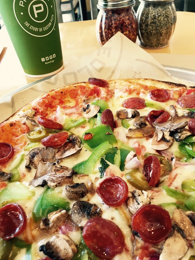 Pieology Pizzeria