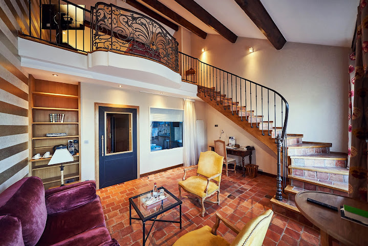 Le Relais Bernard Loiseau by null