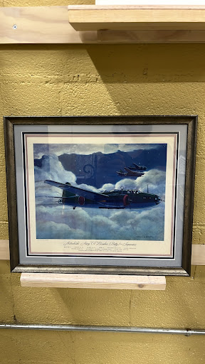 Johnson's Frames & More - Visual