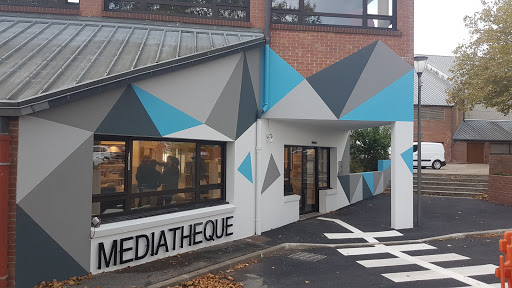Médiathèque De Jouy-Le-Moutier - Thumbnail