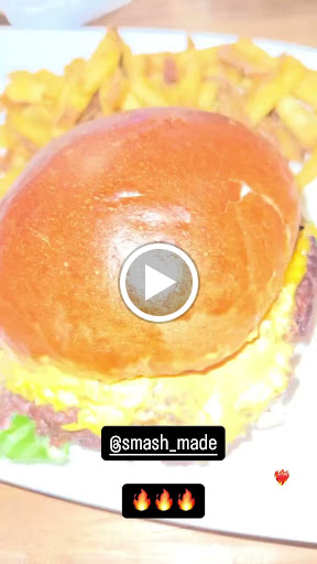 Photo 4 - Smashmade x Mama Russell • Smash Burger & Soul Food • Lille