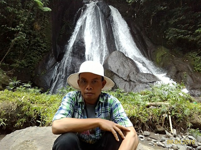 Campuhan Antapan Waterfall