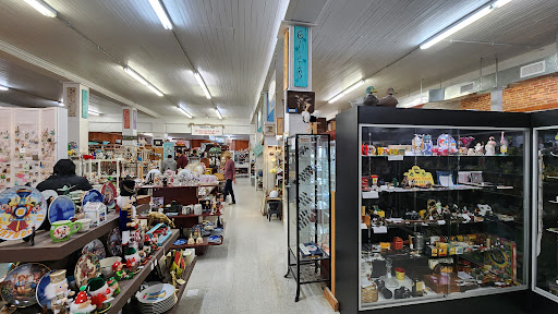 Pitts Street Treasures - Thumbnail