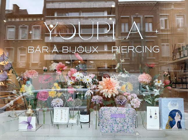 Comentarii opinii despre Youpla - Bar à bijoux et studio de piercing