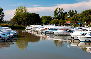 Photo n°19 de Le Boat Port Cassafières à Portiragnes (Service de location de bateaux)