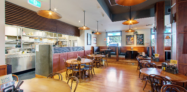 Reviews of Lone Star Manukau in Auckland - Restaurant