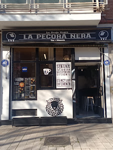La Pecora Nera Bar - Pizzeria photo