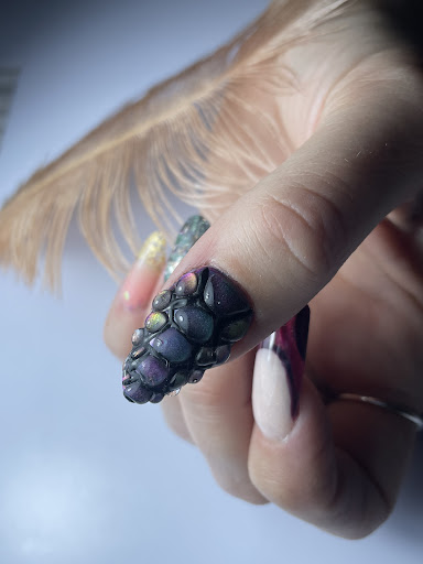Priscious nails - Thumbnail