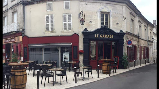 Le Garage Bar