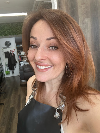 Becky B Hair North Lakes Logo