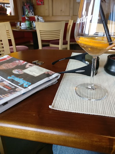 Photos of Caf&eacute; - Restaurant KRISMER