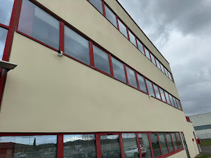 Photo n°10 de OCTO 8 | ENTREPRISE GÉNÉRALE DE BÂTIMENT à Saint-Symphorien-d'Ozon (Menuisier)