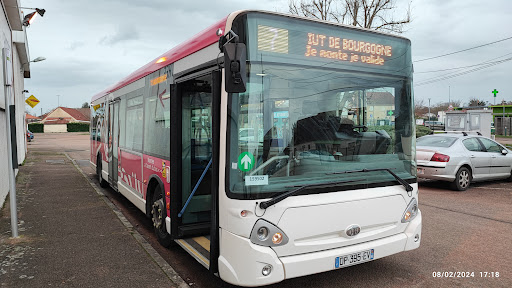 BMV - Auxerre - Thumbnail