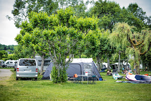 Photo n°51 de Camping Le Curtelet - Onlycamp à Lépin-le-Lac (Terrain pour camping-cars)