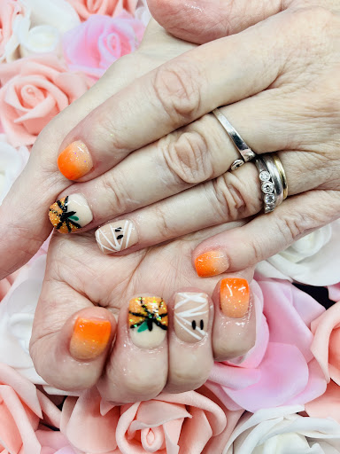 Chloë Beauty Nail Bar - Thumbnail