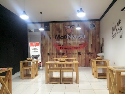 Photos of Moo Nyusu Serang