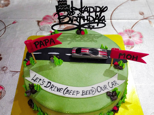 Car theme cake post image