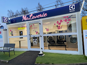 Photo n°1 de Eléphant Bleu Le Mans à Le Mans (Station de lavage automobile)