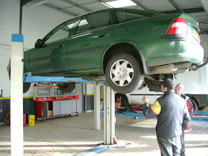 Photo n°10 de Eurotyre - Garage Maury Pneus à Nontron (Magasin de pneumatiques d'occasion)