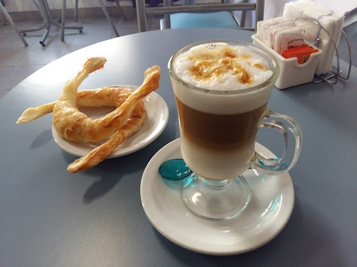 CAFETERIA MANOLO, Author: agustina Orselli