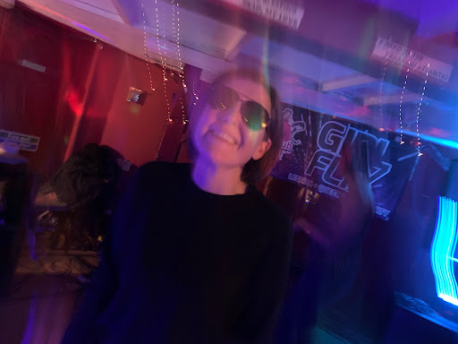 GirlFlix - Visual