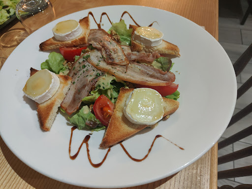 Photo 2 - Burger Fusion