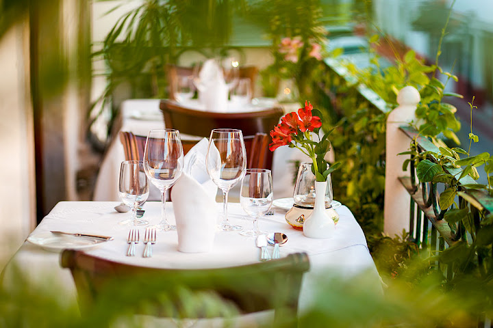 TRIO RESTAURANT by null