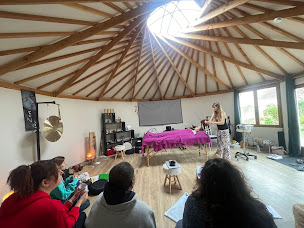 Photo n°1 de Sensoria Sagesse de Femme, cabinet et centre de formations Qualiopi en naturopathie, massages, magnétisme, chamanisme à Blois (École de massage)