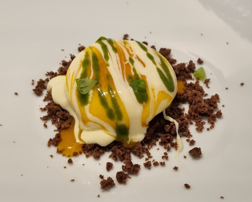 EQ restaurant - Visual