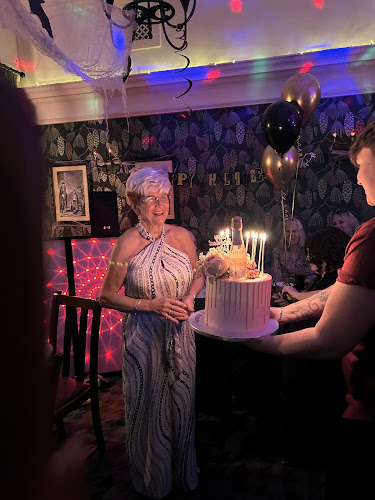 Reviews of CakeFace Designs in Stoke-on-Trent - Bakery