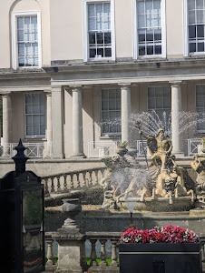 Yates - Cheltenham photo