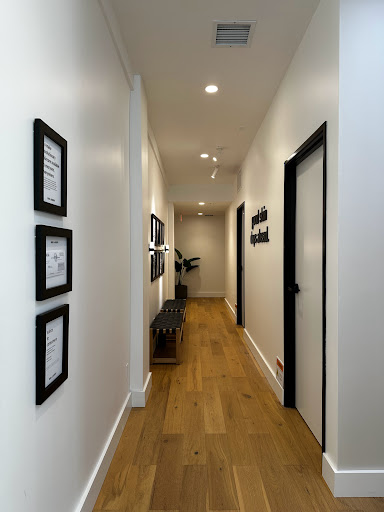 Skin Laundry - Studio City - Thumbnail