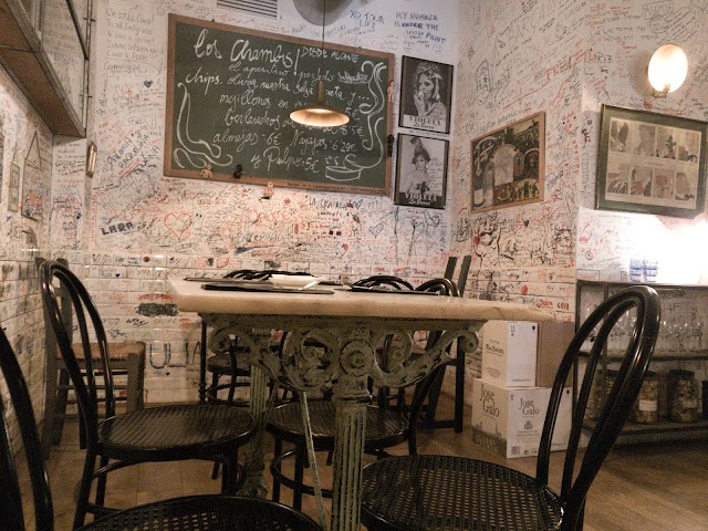 La Cava... la vermutería de La Pepita