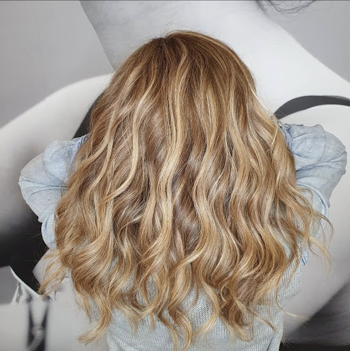 Eugenia Martínez Peluquería Barberia - Thumbnail