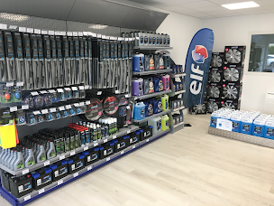 Photo n°6 de SCHMIT AUTO à Jaulzy (Magasin de pneus)