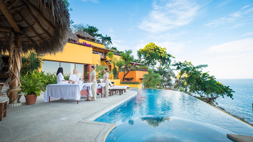 Villa Experience