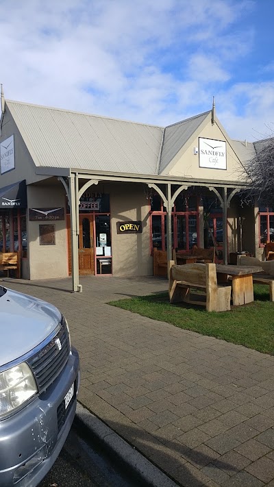 Photos of Fiordland Cinema and Bar