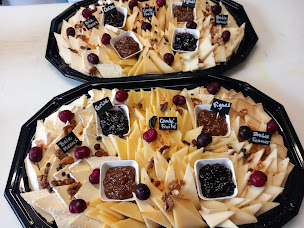 Photo n°4 de L'AUTHENTIQUE Boucherie Charcuterie Plats Cuisinés Traiteur à Avensan (Buffet de mariage)