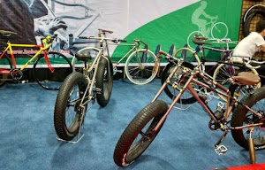 Bannard Cycles