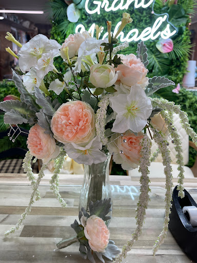 Grant Michael’s Flower Shop - Thumbnail