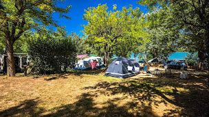 Photo n°14 de Étang de la Bonde - Camping Sannes - CAMPASUN (actuellement fermé) à Sannes (Piscine)