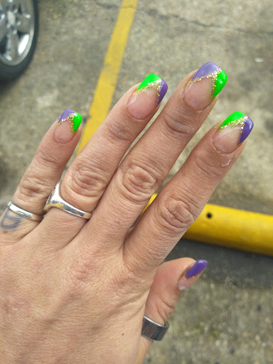 Studio Nail