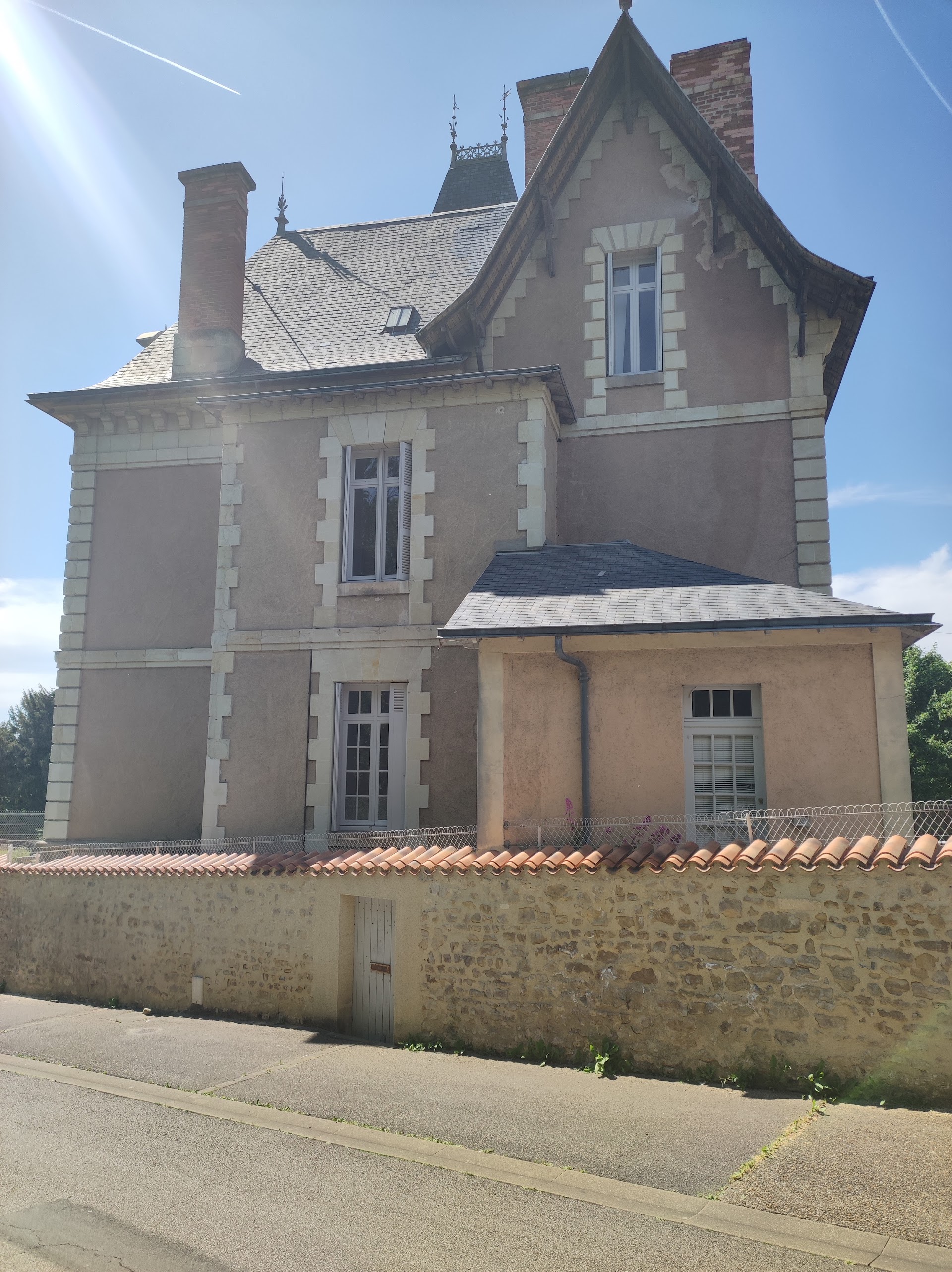 Manoir Le Séquoia - Housity