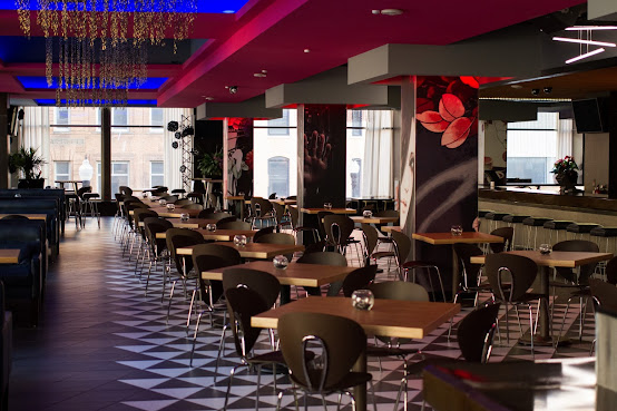 Seven Steakhouse Sushi & Rooftop by null