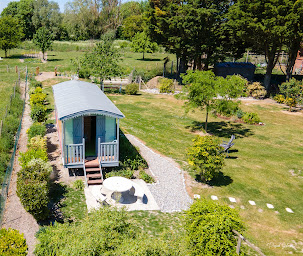 Photo n°29 de Gite la Ferme de Capucine à Lanchères (Lodge)