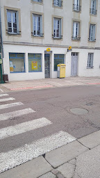 Photo n°1 de La Poste Agence Communale à Couches (Poste)