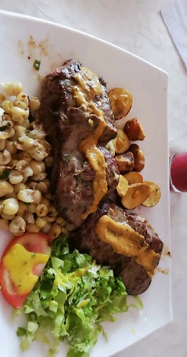 Opiniones de El Carbonero Mirador STALIN en Loja - Restaurante